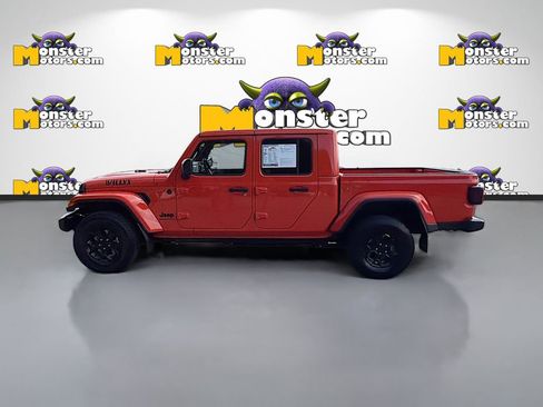 Used 2023 Jeep Gladiator Willys image 8