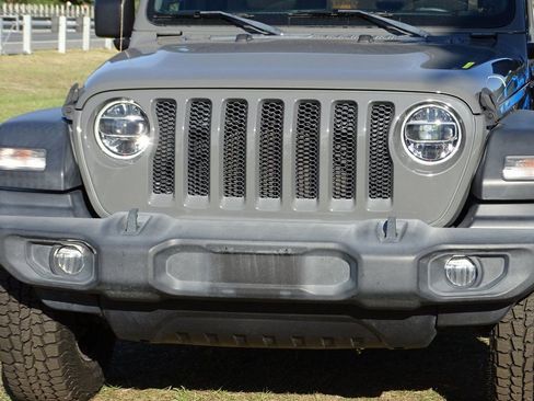 Used 2020 Jeep Wrangler Unlimited Sport image 26