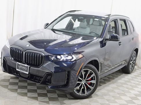 Used 2024 BMW X5 xDrive40i w/ M Sport Package image 5