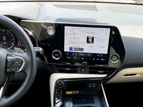 Used 2024 Lexus NX 350 AWD image 7