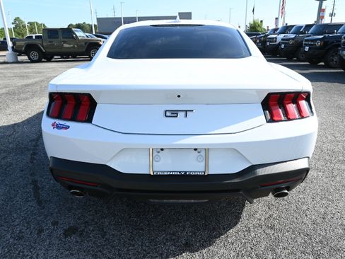 New 2026 Ford Mustang GT RWD image 3