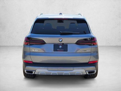 Used 2026 BMW X5 sDrive40i w/ Climate Comfort Package RWD image 8