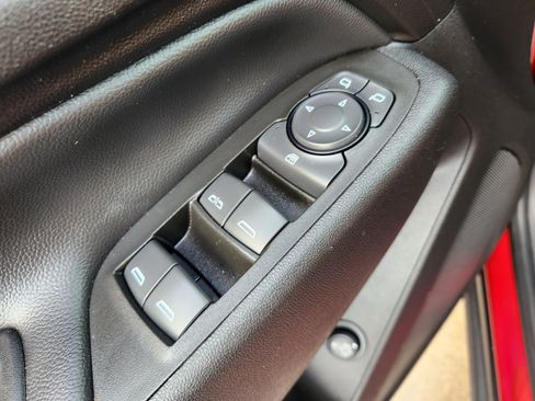 Used 2022 Chevrolet Equinox LT image 25