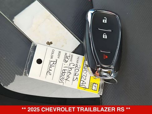 Used 2025 Chevrolet TrailBlazer RS w/ Convenience Package FWD image 35