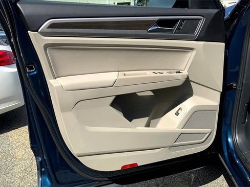 Used 2018 Volkswagen Atlas SE image 17