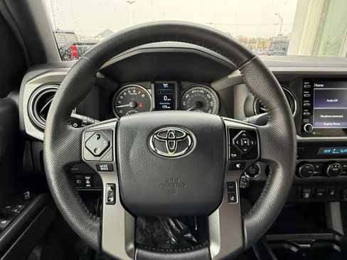 Used 2023 Toyota Tacoma TRD Sport AWD/4WD image 18