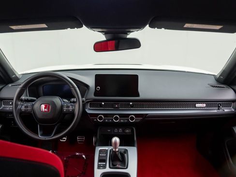 Used 2023 Honda Civic Type R image 10