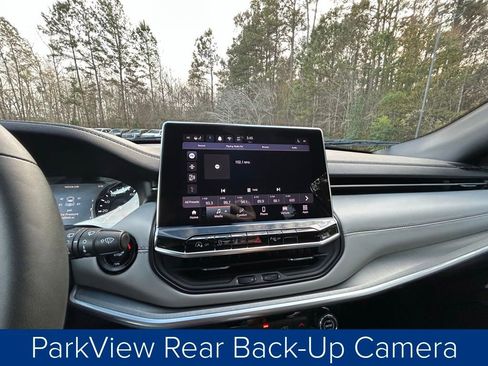 Used 2024 Jeep Compass Limited image 34