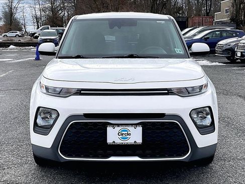 Used 2022 Kia Soul LX w/ Technology Package image 3