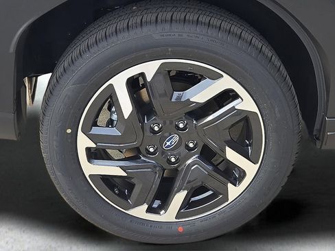 New 2025 Subaru Forester Limited image 21