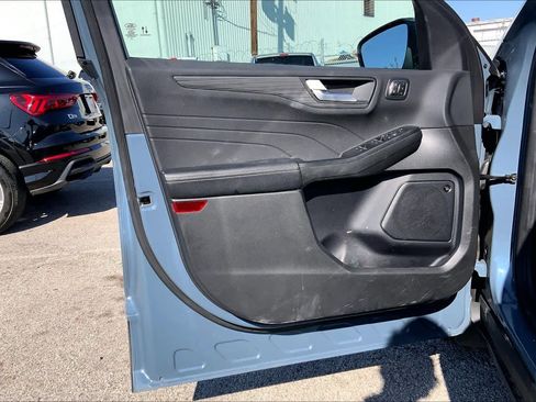 Used 2023 Ford Escape SE w/ PHEV Premium Package image 20