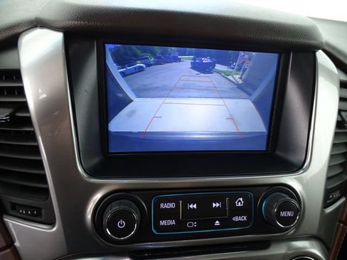 Used 2019 Chevrolet Tahoe Premier AWD/4WD image 18