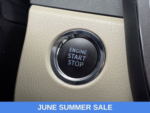 Used 2021 Toyota Camry XLE FWD image 17