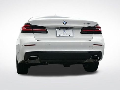 Used 2023 BMW 530i w/ Convenience Package image 36