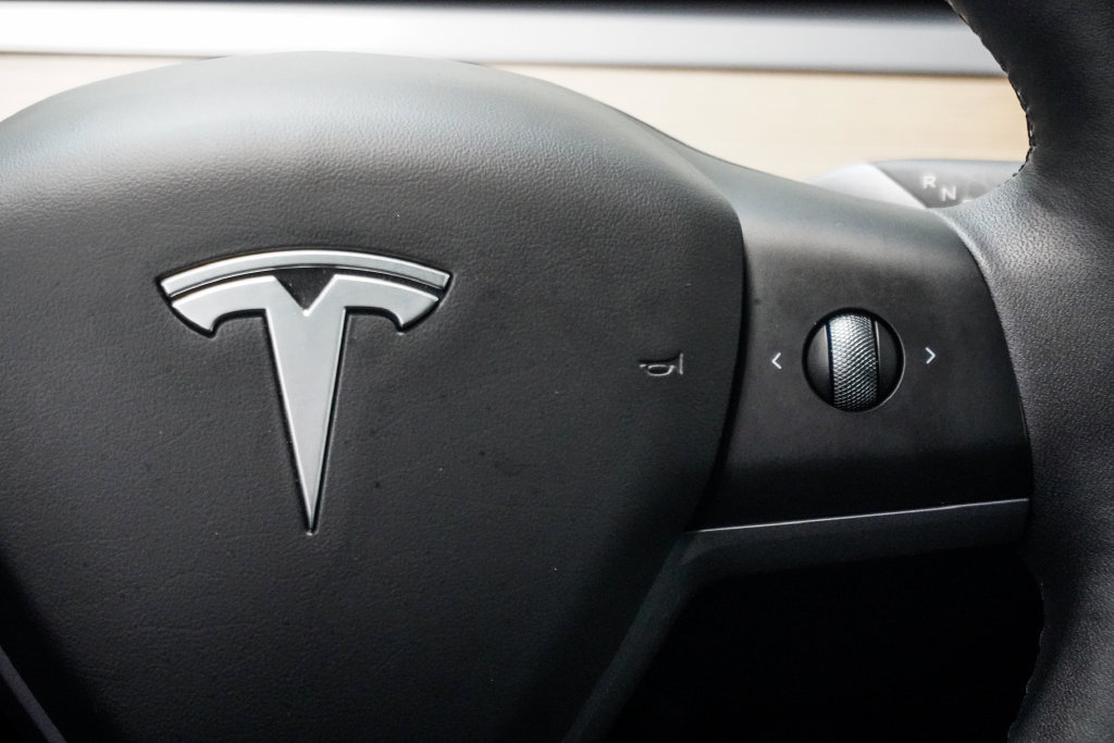 Used 2023 Tesla Model 3 Standard Range RWD image 14