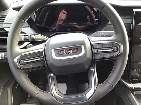 New 2026 GMC Acadia AT4 w/ Luxury Package image 15