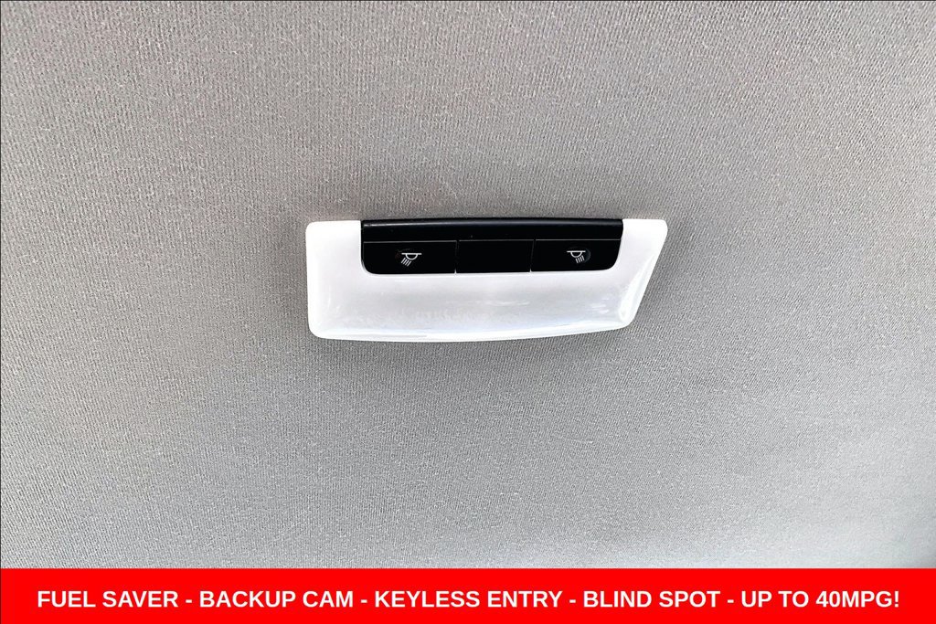Used 2024 Nissan Sentra SV FWD image 11