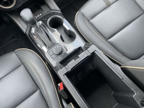 Used 2023 Chevrolet Blazer Premier image 25