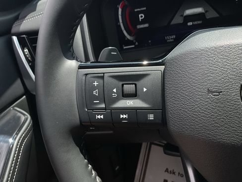 Used 2026 Nissan Rogue SL FWD image 29