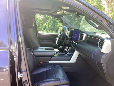 Used 2024 Toyota Tundra Platinum AWD/4WD image 6