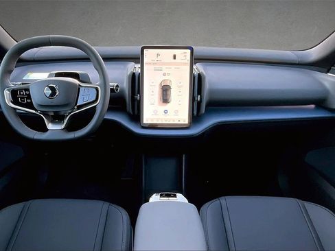 New 2026 Volvo EX30 Cross Country Ultra w/ Protection Package image 5