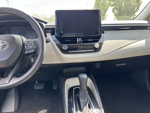 Used 2023 Toyota Corolla LE FWD image 23