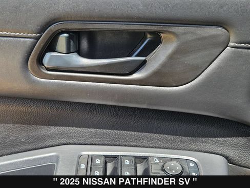 Used 2025 Nissan Pathfinder SV FWD image 13