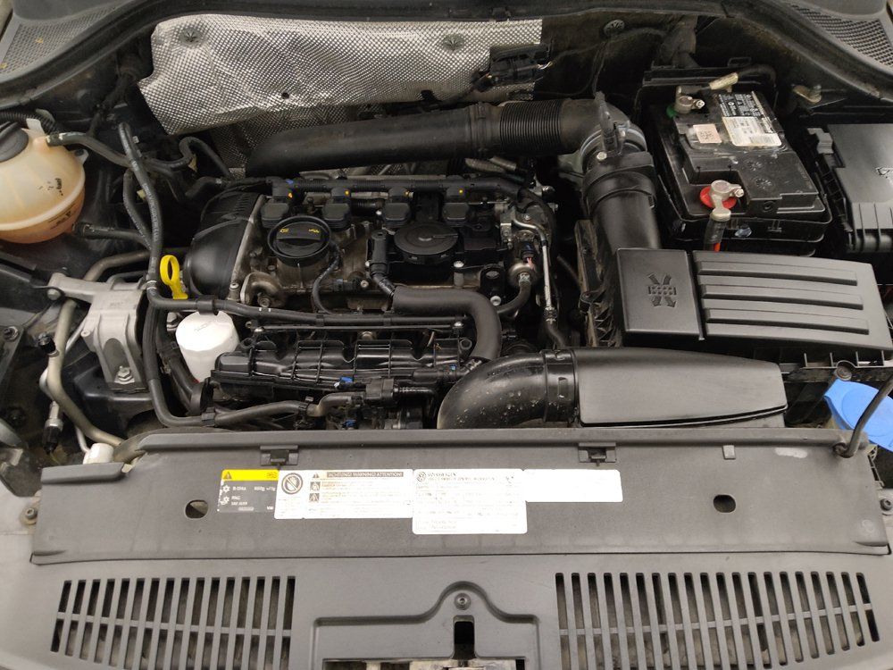Used 2015 Volkswagen Tiguan SEL FWD image 30