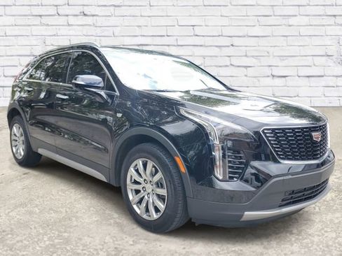 Certified 2023 Cadillac XT4 Premium Luxury image 5