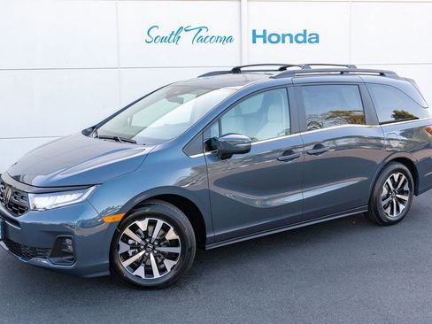 New 2026 Honda Odyssey EX-L image 2