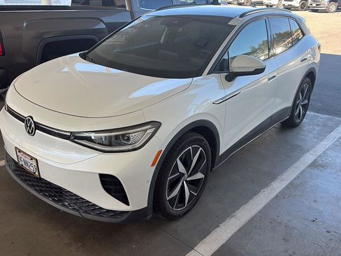 Used 2023 Volkswagen ID.4 Pro S image 1