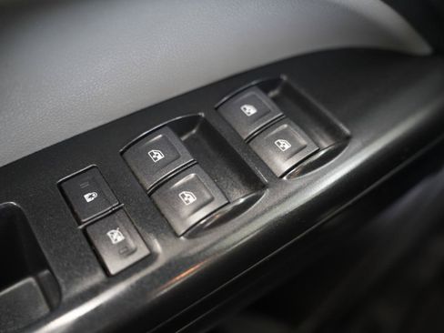 Used 2019 Chevrolet Colorado W/T w/ WT Convenience Package RWD image 29
