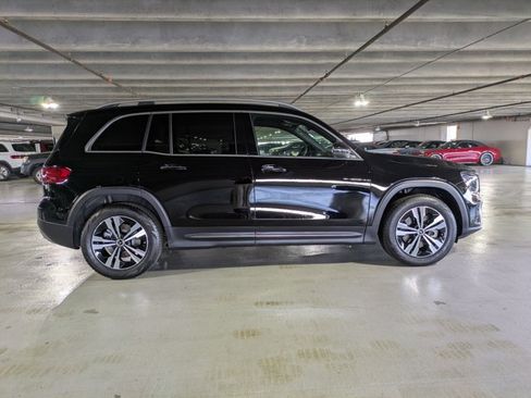 Used 2025 Mercedes-Benz GLB 250 image 7