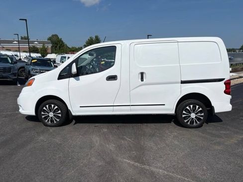 Used 2015 Nissan NV200 SV w/ Technology Package FWD image 6