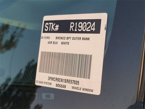 Certified 2025 Ford Bronco Sport Outer Banks w/ Outer Banks Tech Package+ image 30