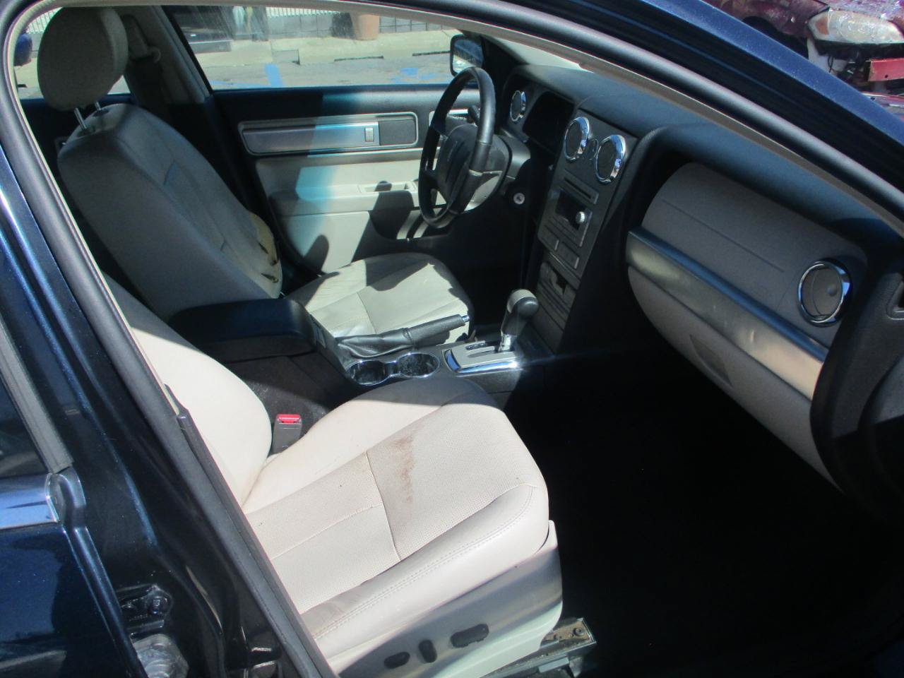 Used 2008 Lincoln MKZ FWD image 7