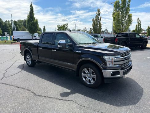 Used 2018 Ford F150 Lariat w/ Equipment Group 502A Luxury AWD/4WD image 3