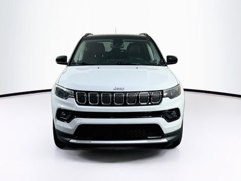 Used 2022 Jeep Compass Limited w/ Sun and Sound Group AWD/4WD image 2