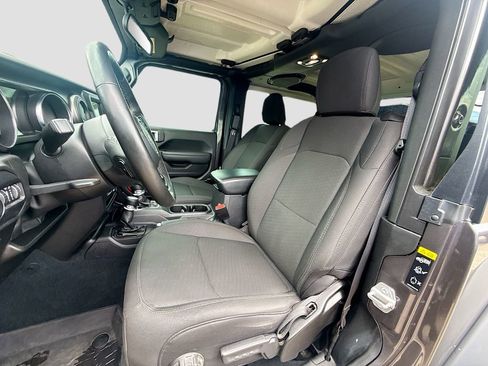 Used 2022 Jeep Wrangler Sport AWD/4WD image 23