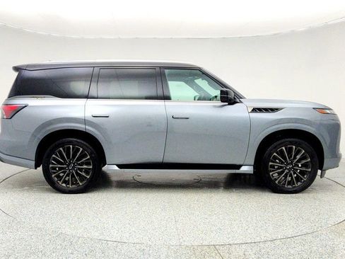 Used 2025 INFINITI QX80 Autograph image 4
