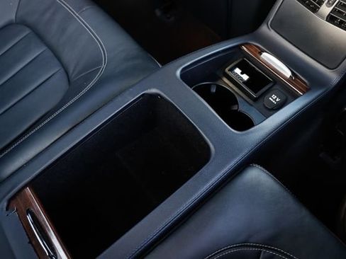 Used 2012 Mercedes-Benz CLS 550 4MATIC w/ Premium I Pkg image 49