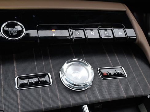New 2026 Lincoln Navigator L Black Label AWD/4WD image 28