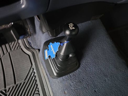 Used 1999 Ford F150 XLT image 14