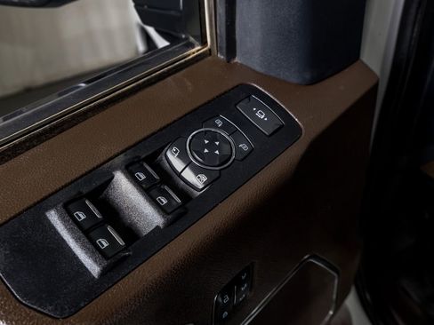 Used 2022 Ford F250 King Ranch w/ King Ranch Ultimate Package image 34