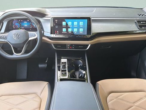 New 2026 Volkswagen Atlas Cross Sport SE FWD image 10