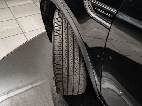 Used 2023 Land Rover Discovery Sport SE image 38