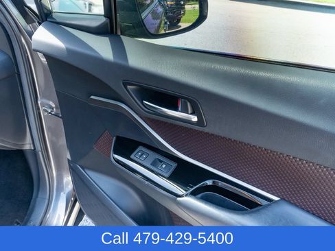 Used 2019 Toyota C-HR Limited FWD image 47