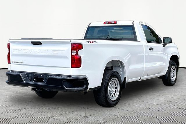 Used 2024 Chevrolet Silverado 1500 W/T w/ Trailering Package AWD/4WD image 5