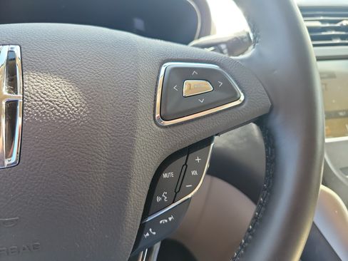 Used 2018 Lincoln MKC Reserve AWD/4WD image 19
