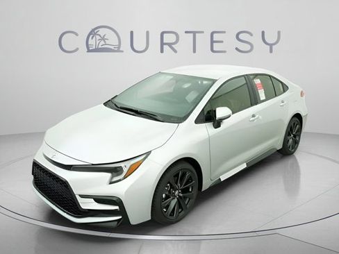 Certified 2026 Toyota Corolla SE FWD image 32
